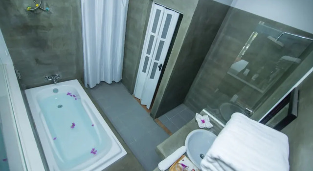 Номер Deluxe VIGU Angkor Hotel
