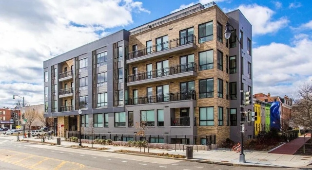 to Logan Circle Corporate Rentals, Забронировать Отель Вашингтон Округ Колумбия, рядом с Площадь Фаррагута