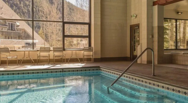 Pines Condominiums 2 Bedroom Apartment by Key to the Rockies
