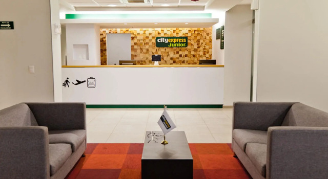City Express Junior by Marriott Puebla Angelopolis, Rezervovat Hotel Hotely v State of Puebla se snídaní, Snídaně