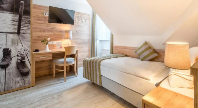 Номер Comfort Eifel Hotel Schneider am Maar