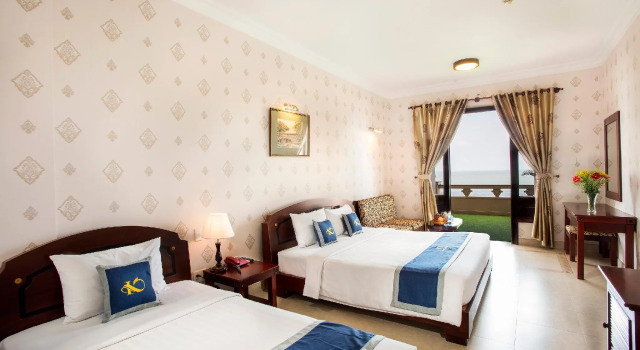 Номер Deluxe Beachfront Hotel