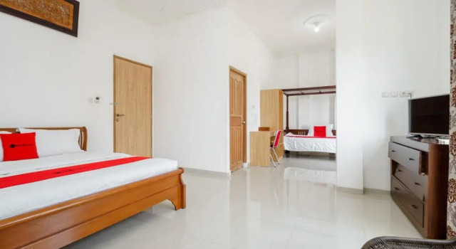 RedDoorz Syariah near Lahat Station