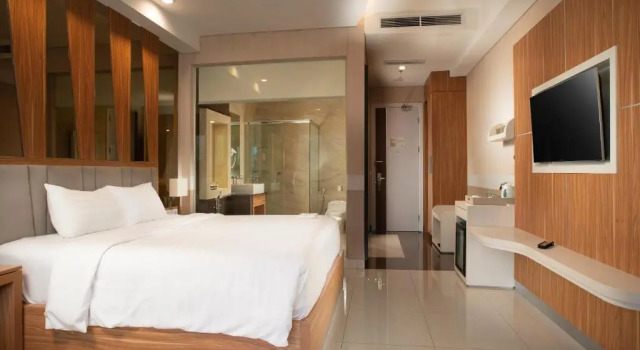 Double Junior Suite with balcony Le Eminence Puncak Hotel Convention & Resort
