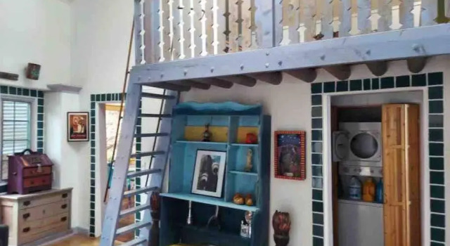 Коттедж Boho hip bungalow in Old Bisbee