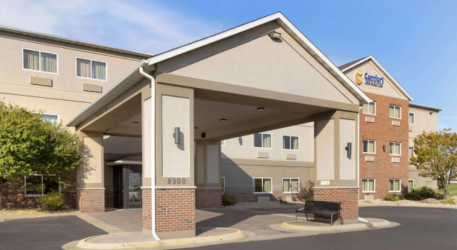 Comfort Inn & Suites Davenport - Quad Cities, Varaa Hotelli Davenport 