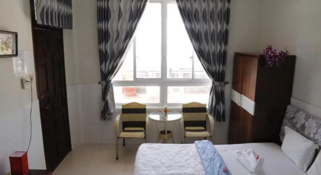 Четырёхместный номер Standard Minh Hung Hotel