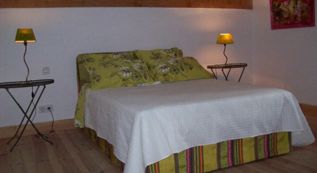 Le Petit Verger, Book Hotel Hoteller i Corbières med parkering, Parkering