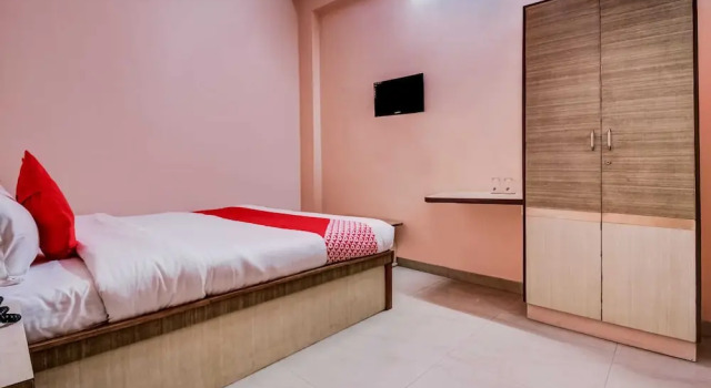 Номер Standard OYO 17250 Hotel Ganesham