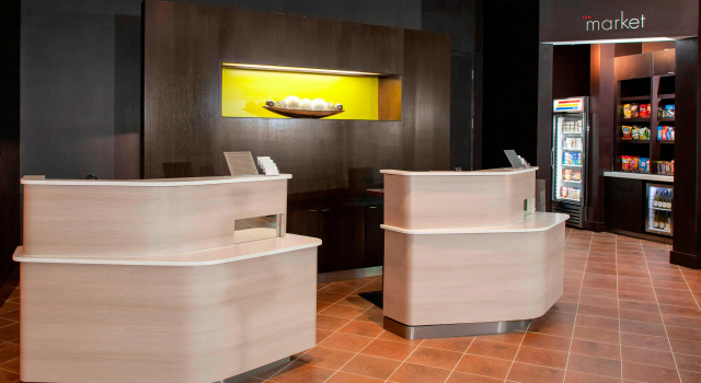 Courtyard by Marriott DeLand Historic Downtown, Book Hotel DeLand Florida