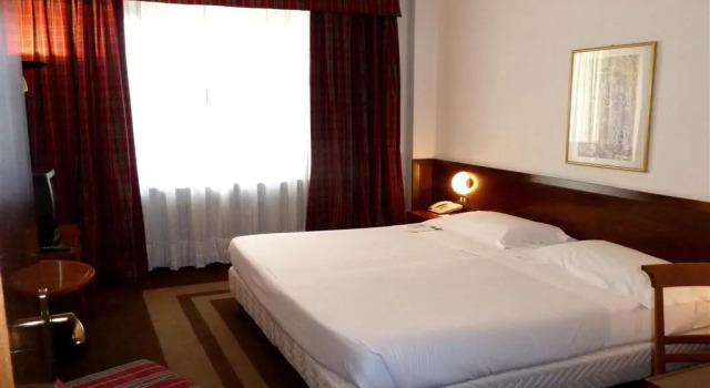 UNA Hotel Lodi, Réserver Hôtel Lodi Lombardie
