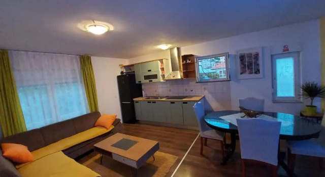 Apartment Ruzmarin, Rezerwuj Apartament Dugi Rat Split Region