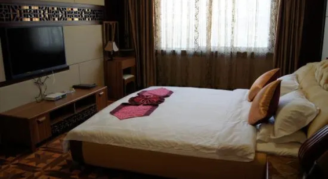 Люкс Deluxe Weiyuan River International Hotel