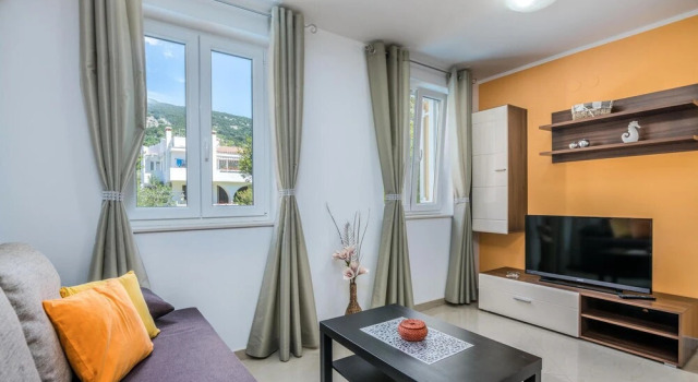 Stunning Apartment in Baska With Outdoor Swimming Pool, Wifi and 2 Bedrooms, Забронировать Апартаменты/квартира Отели Башки с бассейном, рядом с Пляж Башка, Бассейн