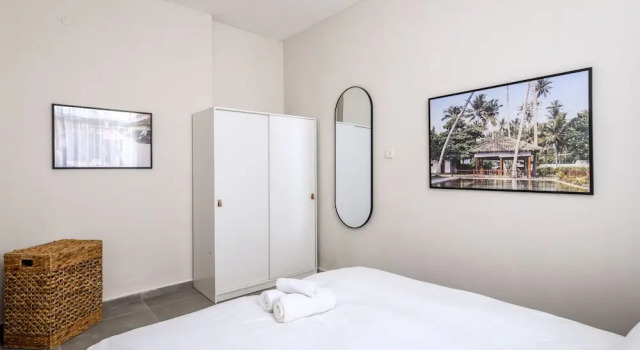 Spacious & Bright 3BR Apt with City View