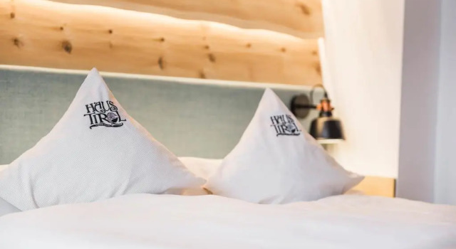 Pension Haus Tirol, Забронировать Отель Отели Лайон с парковкой, Парковка