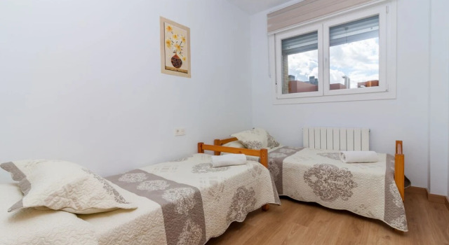 New Fenix Apartment PTS Granada Canovas, Забронировать Апартаменты/квартира Заидин Гранада, рядом с Парк Технологицо