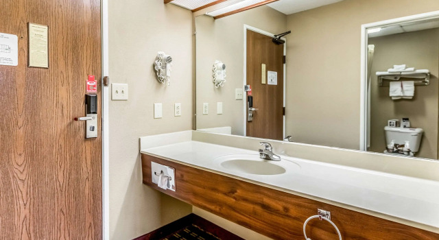 Двухместный номер Standard Red Roof Inn Shelbyville