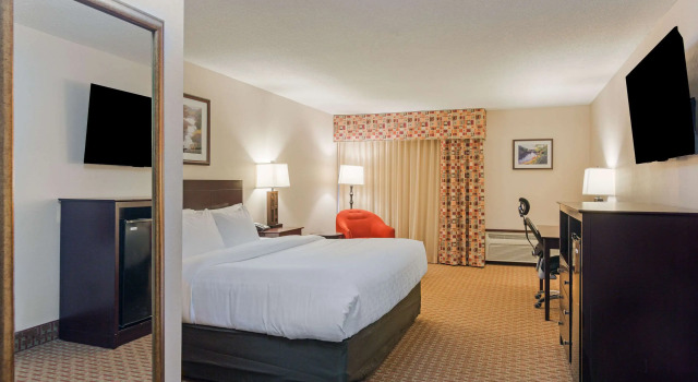 Двухместный номер Standard Clarion Hotel Convention Center
