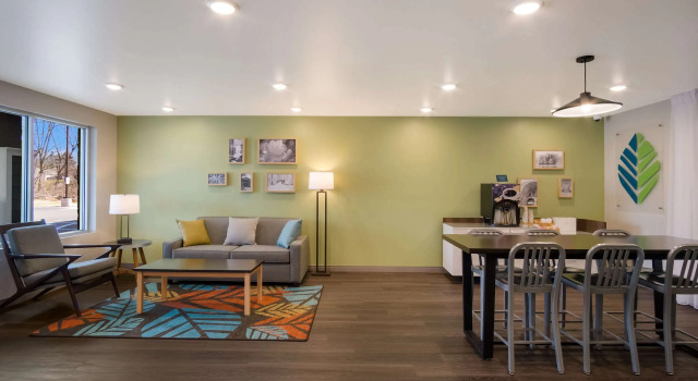 WoodSpring Suites Grand Rapids Kentwood
