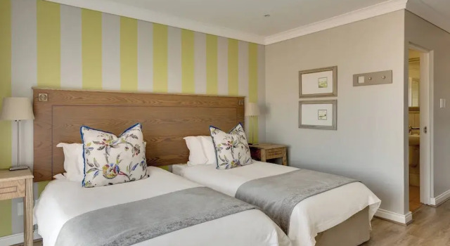 Двухместный номер Deluxe Protea Hotel by Marriott Stellenbosch & Conference Centre