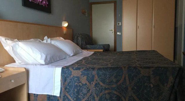 Номер Standard Hotel Marina