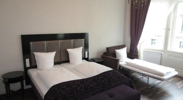 Четырёхместный номер Superior Hotel Pension Baron am Schottentor