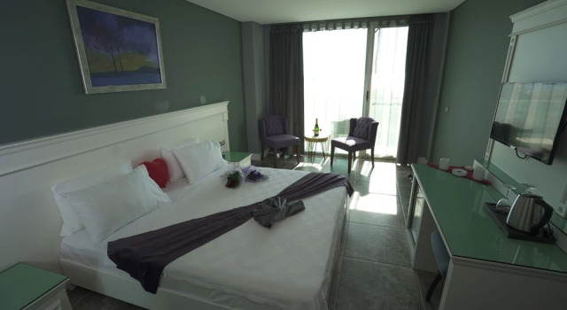 Номер Classic с балконом Gens Boutique Hotel