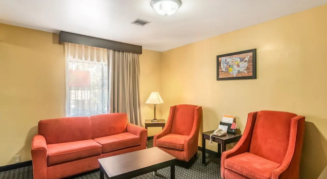 Четырёхместный люкс Glenridge Inn Glendale - Pasadena