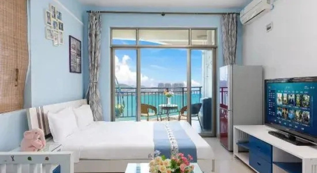 Люкс Brilliant Thousand Suns Scenic Resort Apartment (Sanya Bay Coconut Dream Corridor)
