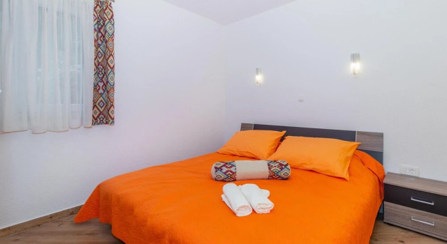 2 Bedroom Gorgeous Home In Klenovica, Prenota Hotel Klenovica Kvarner