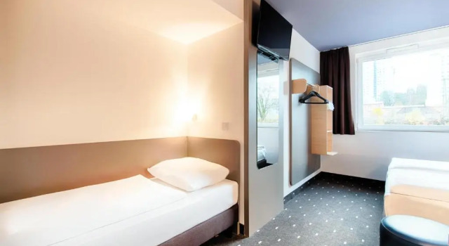 Трёхместный номер Standard B&B Hotel Kaiserslautern