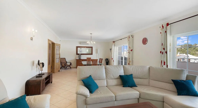Harmony House in Carvoeiro, Забронировать Апартаменты/квартира Отели Карвоэйру с парковкой, Парковка