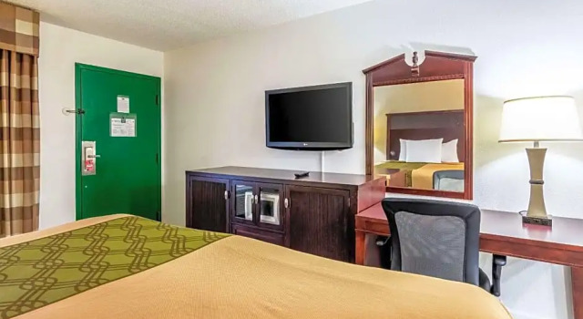 Номер Standard Econo Lodge Inn & Suites Macon North