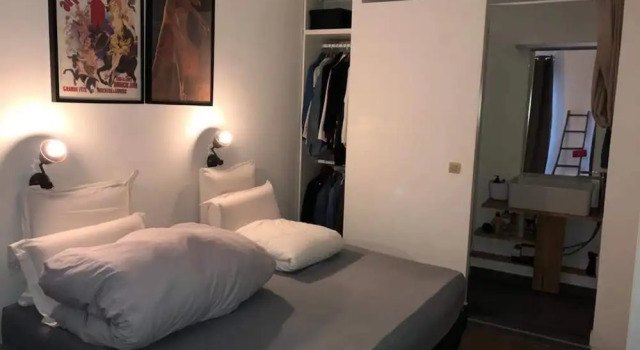 Cozy 1BR Apt - 7 Mins to Gare du Nord, Забронировать Апартаменты/квартира Апартаменты Парижа, рядом с Сталинград, Апартаменты/квартира
