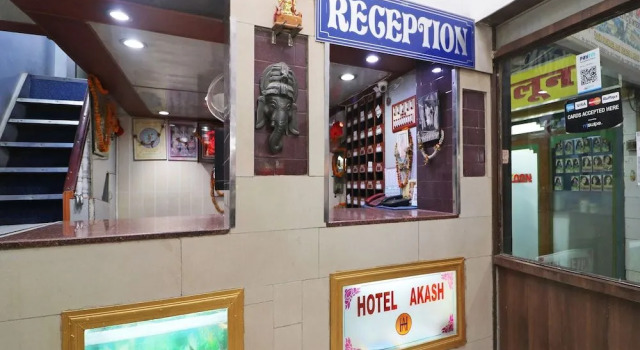 SPOT ON 37503 Hotel Akash, Забронировать Отель Отели штата Карнатаки 3 звезды, 3*