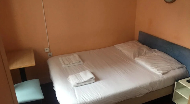 Htel Du Rocher, Rezerwuj Hotel Lourdes Hautes-Pyrénées