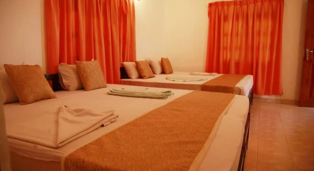 Четырёхместный семейный номер Standard c 1 комнатой Cottage Tourist Rest