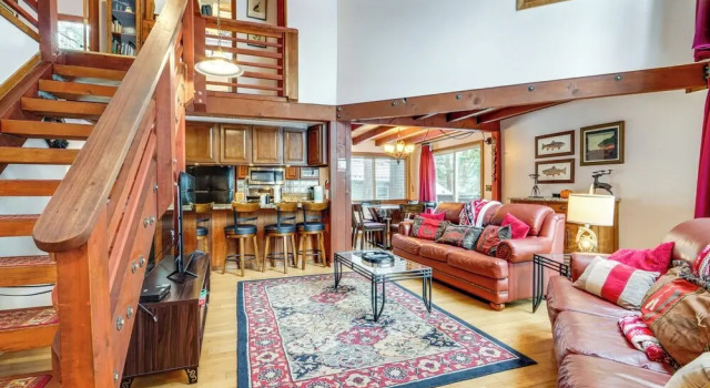 Shuttle to Slopes: Northstar Gem w/ Hot Tub Access