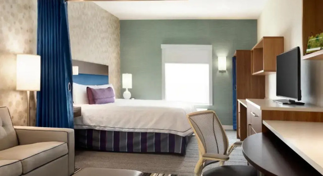 Люкс Home2 Suites by Hilton Milton Ontario