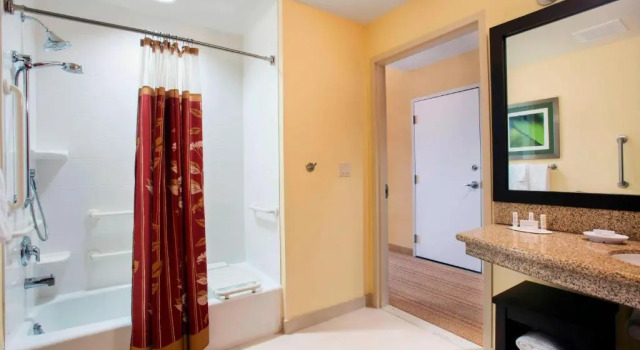 Люкс Courtyard by Marriott Miami Homestead