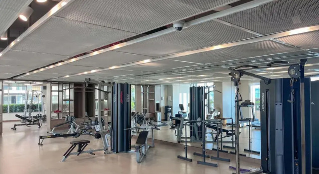Апартаменты Modern 2BR w Direct Beach Access Emaar Beachfront