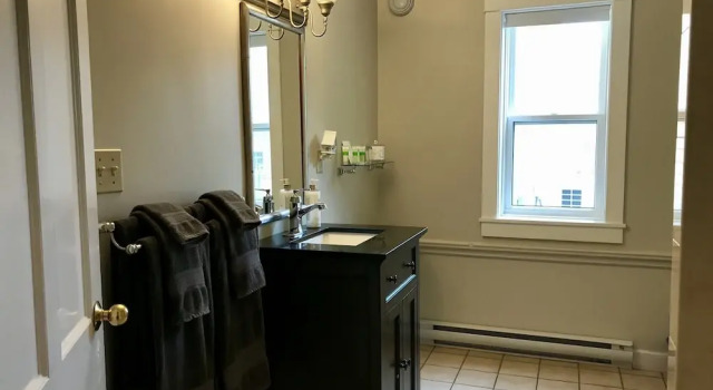 Четырёхместный номер Classic Цокольный этаж Tattingstone Inn