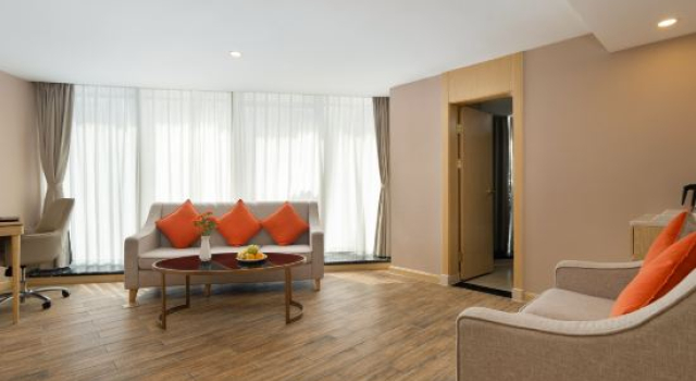 Люкс Vienna Hotel (Chongqing Nanping Nanbin Road Metro Station Branch)