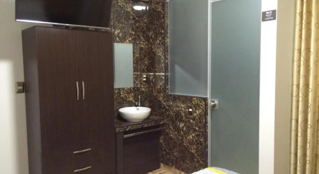 Hostal Gold Star