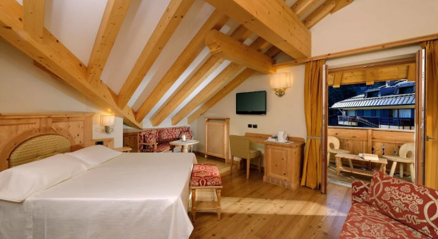 Полулюкс Boutique Hotel Diana