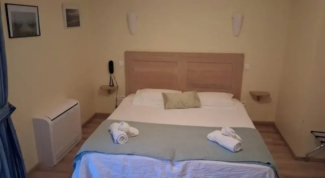 Номер Classic Logis hôtel linstant Mont le Viaur