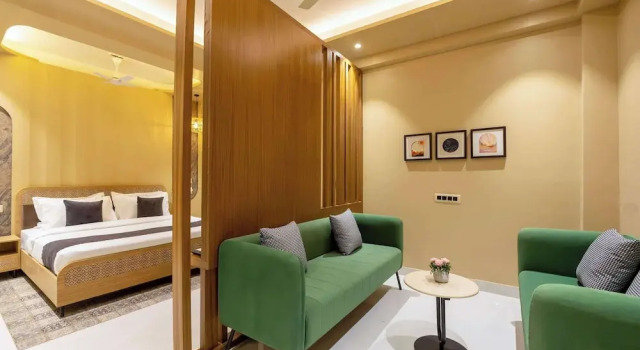 Люкс Saltstayz Premier - Sector 50 & Golf Course Ext Road