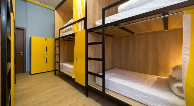 Капсула HOTEL Bee Station