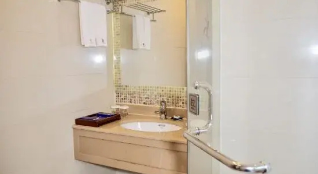 Люкс Yihao International Hotel